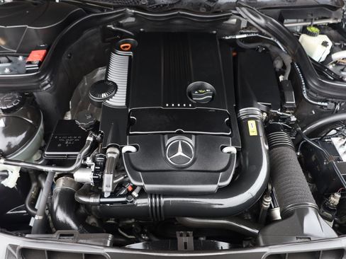 Used 2014 Mercedes-Benz C 250 Sedan image 10