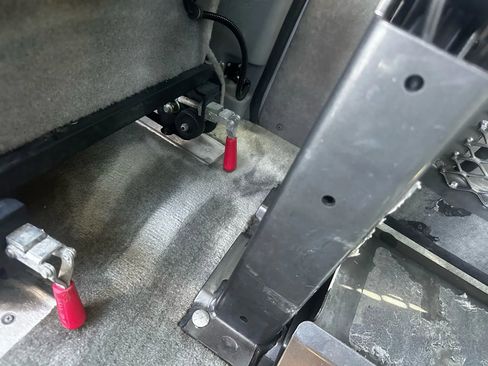 Used 2011 Ford E-350 and Econoline 350 XLT image 28