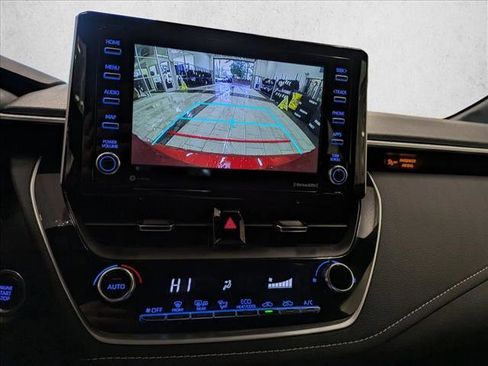 Used 2021 Toyota Corolla SE image 14