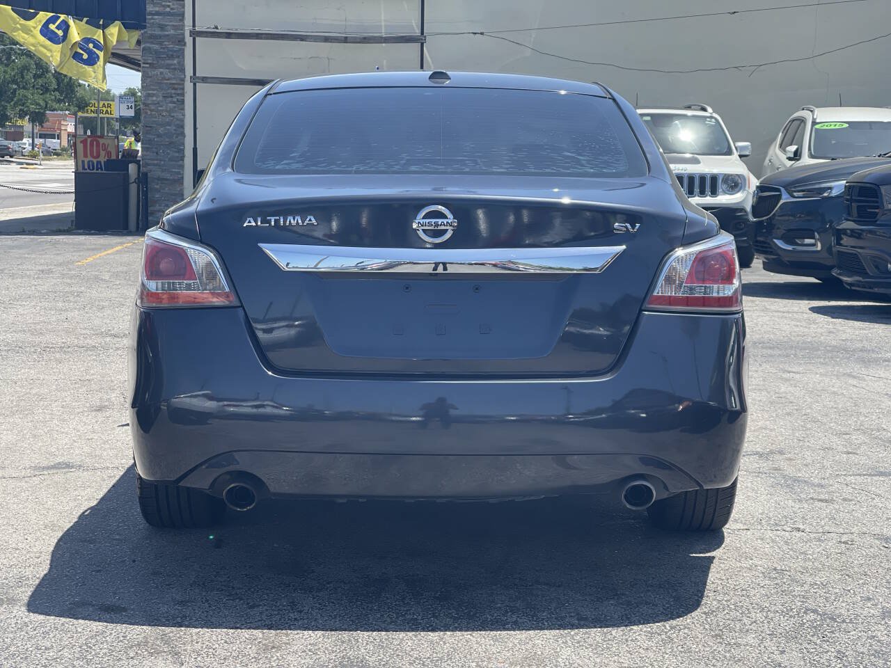 Used 2015 Nissan Altima 2.5 SV FWD image 4