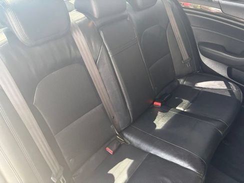 Used 2016 Kia Cadenza Premium FWD image 34