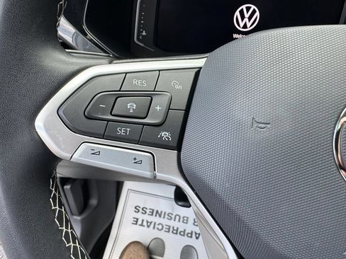 Used 2023 Volkswagen Taos SEL AWD/4WD image 40