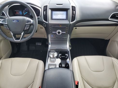 Used 2019 Ford Edge Titanium w/ Equipment Group 301A image 21