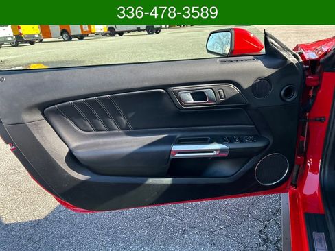 Used 2021 Ford Mustang Premium image 10