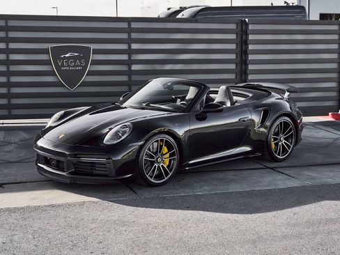 Used 2022 Porsche 911 Turbo S image 5