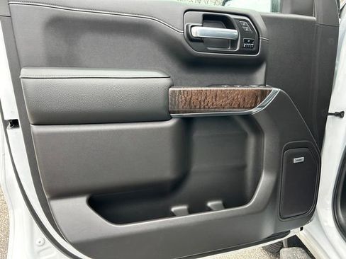 Used 2020 GMC Sierra 1500 Denali w/ Denali Premium Package image 18