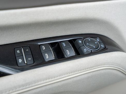 Used 2023 Cadillac Escalade ESV Sport Platinum AWD/4WD image 19