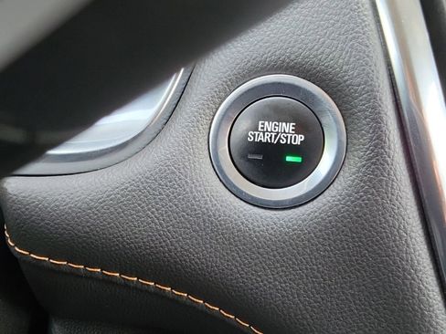 Used 2020 Chevrolet Traverse LT w/ LPO, Floor Liner Package AWD/4WD image 12