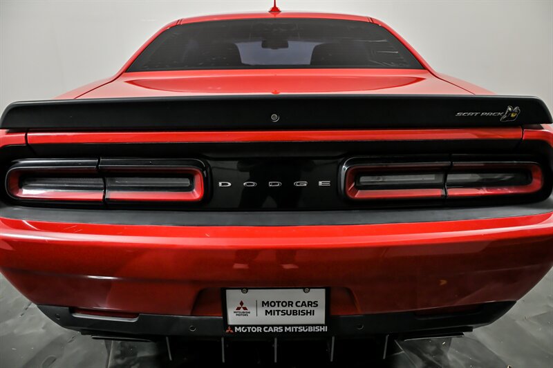 Used 2019 Dodge Challenger R/T Scat Pack RWD image 8