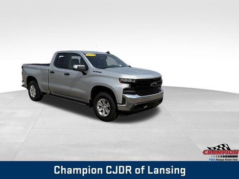 Used 2020 Chevrolet Silverado 1500 LT w/ Fleet Comfort Package image 9