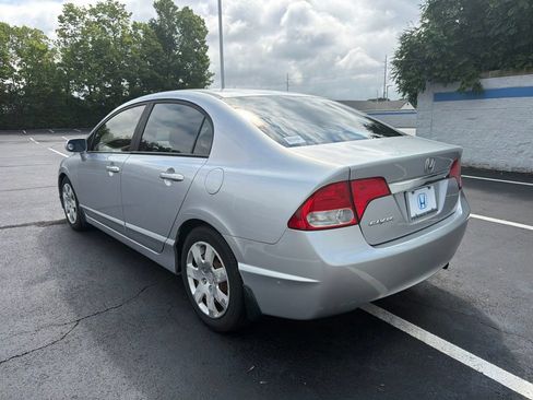 Used 2011 Honda Civic LX image 3