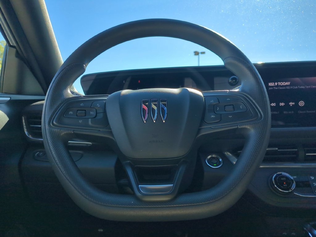 Used 2026 Buick Envista Preferred FWD image 22