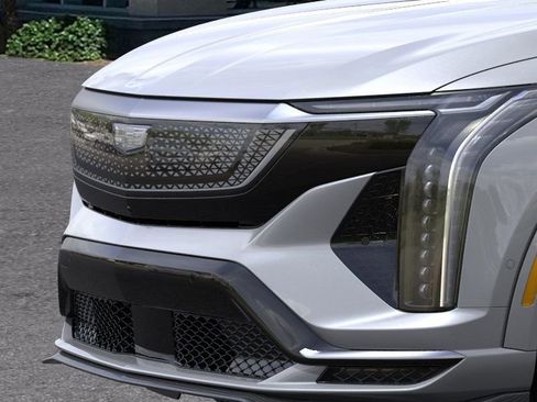 New 2026 Cadillac Optiq V image 13