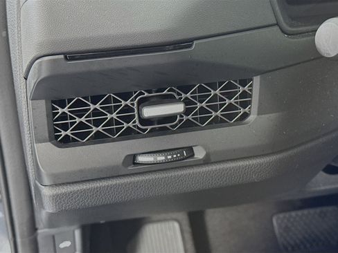 Certified 2023 Honda Accord EX image 10