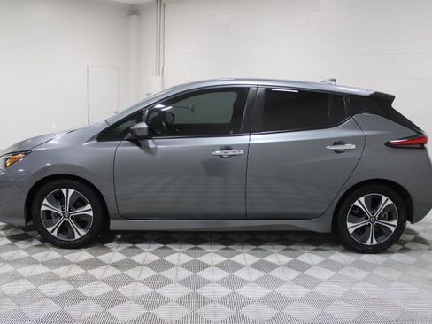 Used 2020 Nissan Leaf SV w/ SV Technology Package image 8