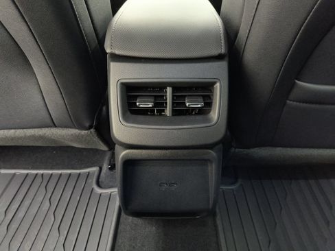 New 2026 Chevrolet Equinox EV LT w/ LPO, All-Weather Mat Package AWD/4WD image 22
