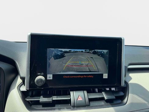 Certified 2023 Toyota RAV4 XLE w/ Convenience Package AWD/4WD image 27