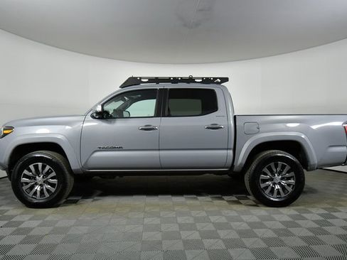 Used 2020 Toyota Tacoma Limited image 16