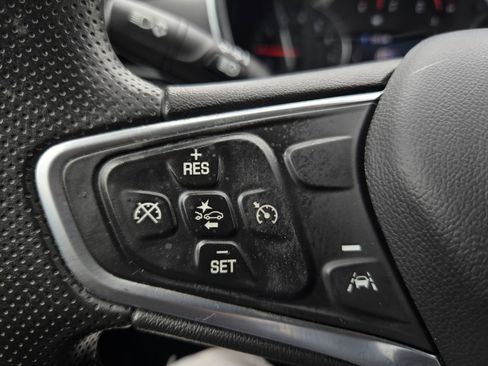 Used 2023 Chevrolet Equinox LT AWD/4WD image 24