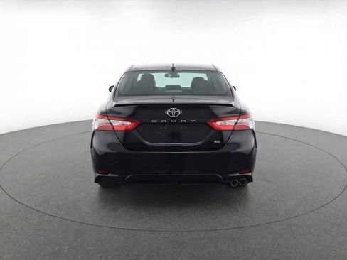 Used 2024 Toyota Camry SE image 7