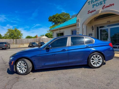 Used 2017 BMW 320i Sedan RWD image 26