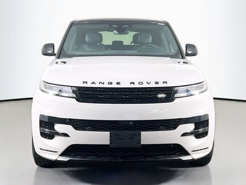 Used 2025 Land Rover Range Rover Sport Dynamic SE AWD/4WD image 2