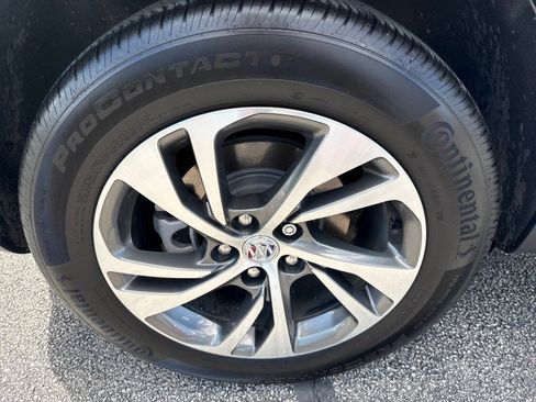 Used 2023 Buick Envision Essence AWD/4WD image 10