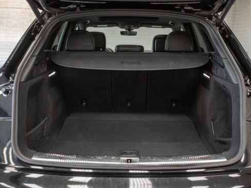 Used 2023 Audi SQ5 Premium Plus w/ Premium Plus Package image 35