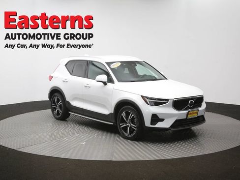 Used 2023 Volvo XC40 B5 Core AWD/4WD image 50