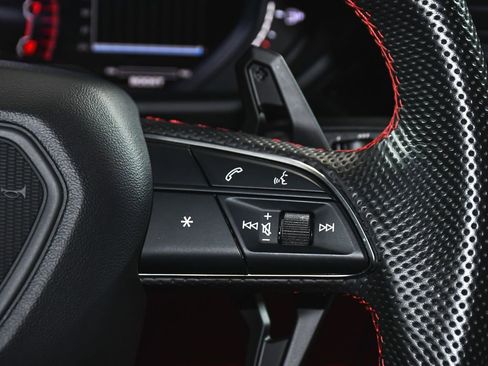 Used 2022 Lamborghini Urus AWD/4WD image 45