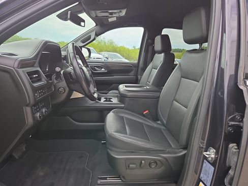 Certified 2022 Chevrolet Tahoe LT w/ Luxury Package AWD/4WD image 26
