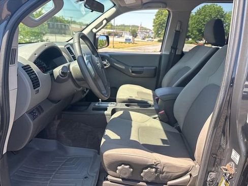 Used 2013 Nissan Xterra S w/ Value Package AWD/4WD image 23