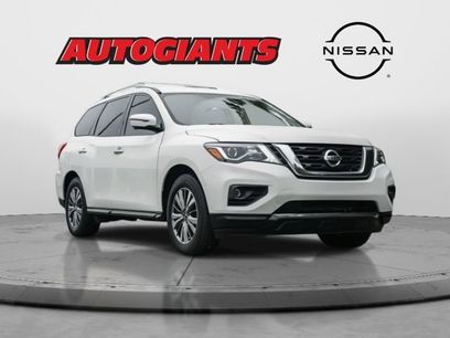 Used 2018 Nissan Pathfinder SL w/ Cargo Package