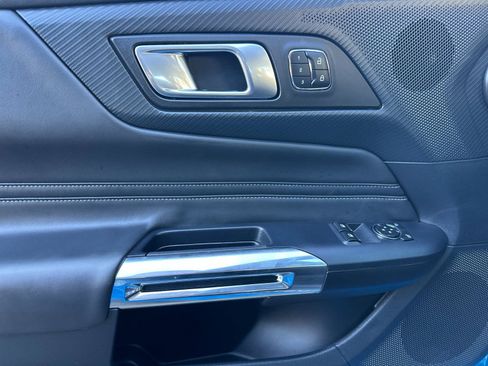 Used 2024 Ford Mustang Premium image 12