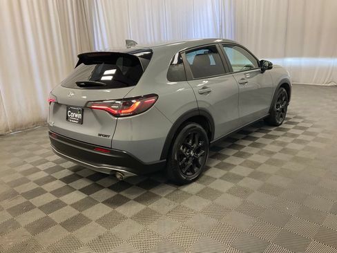 Used 2024 Honda HR-V Sport image 2