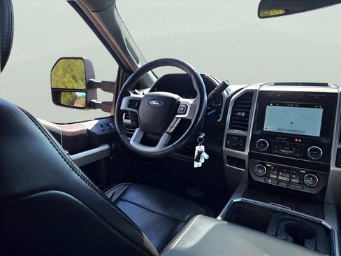 Used 2019 Ford F250 Lariat w/ Chrome Package AWD/4WD image 23