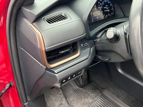 Certified 2024 Toyota Grand Highlander AWD Hybrid image 13