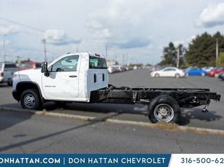 New 2025 Chevrolet Silverado 3500 W/T video 2