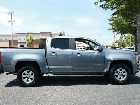 Used 2020 Chevrolet Colorado W/T w/ WT Convenience Package AWD/4WD image 4