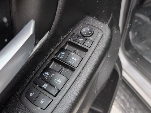 Used 2022 RAM 1500 Big Horn image 23