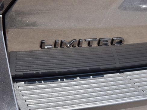 Certified 2021 Ford Expedition Limited AWD/4WD image 10