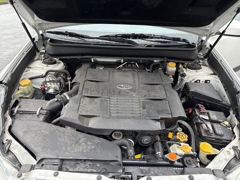 Used 2014 Subaru Outback 3.6R Limited AWD/4WD image 27