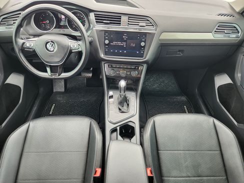Used 2019 Volkswagen Tiguan S FWD image 25