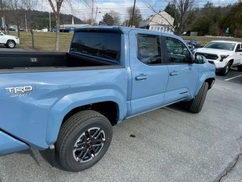 New 2026 Toyota Tacoma TRD Sport AWD/4WD image 8