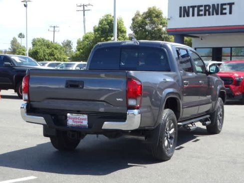 Used 2023 Toyota Tacoma SR5 RWD image 13