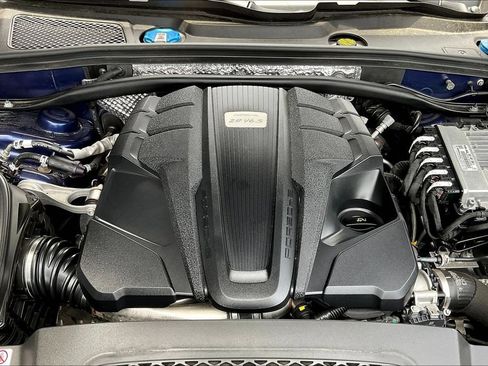 Used 2022 Porsche Macan S AWD/4WD image 29