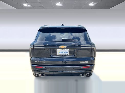 New 2026 Chevrolet Traverse High Country FWD image 9