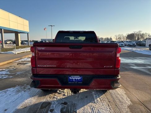 Used 2021 Chevrolet Silverado 1500 RST w/ Max Trailering Package image 7