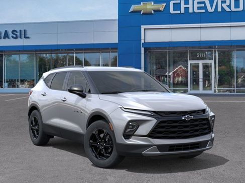 New 2026 Chevrolet Blazer LT w/ Convenience Package FWD image 7