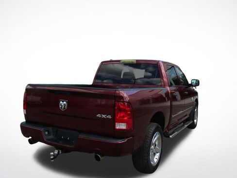 Used 2016 RAM 1500 Express AWD/4WD image 10